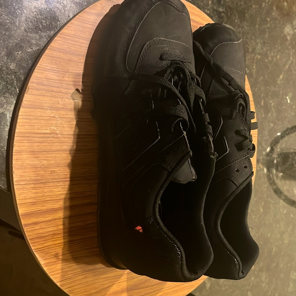 Black Men’s New Balance sneakers